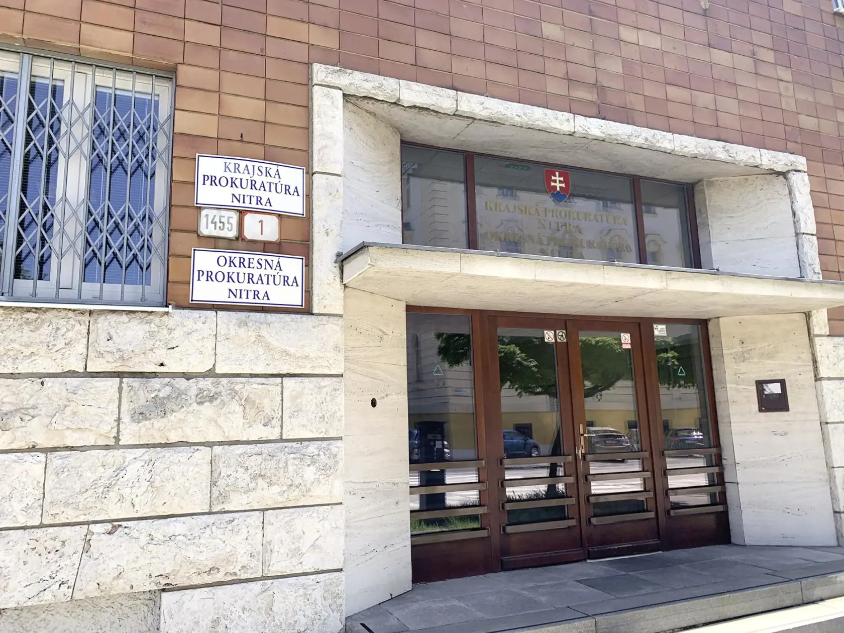 PRÍPAD RIEŠI PROKURATÚRA
Nečinnosť mesta vzbudzuje
podozrenie zo spáchania
trestného činu.