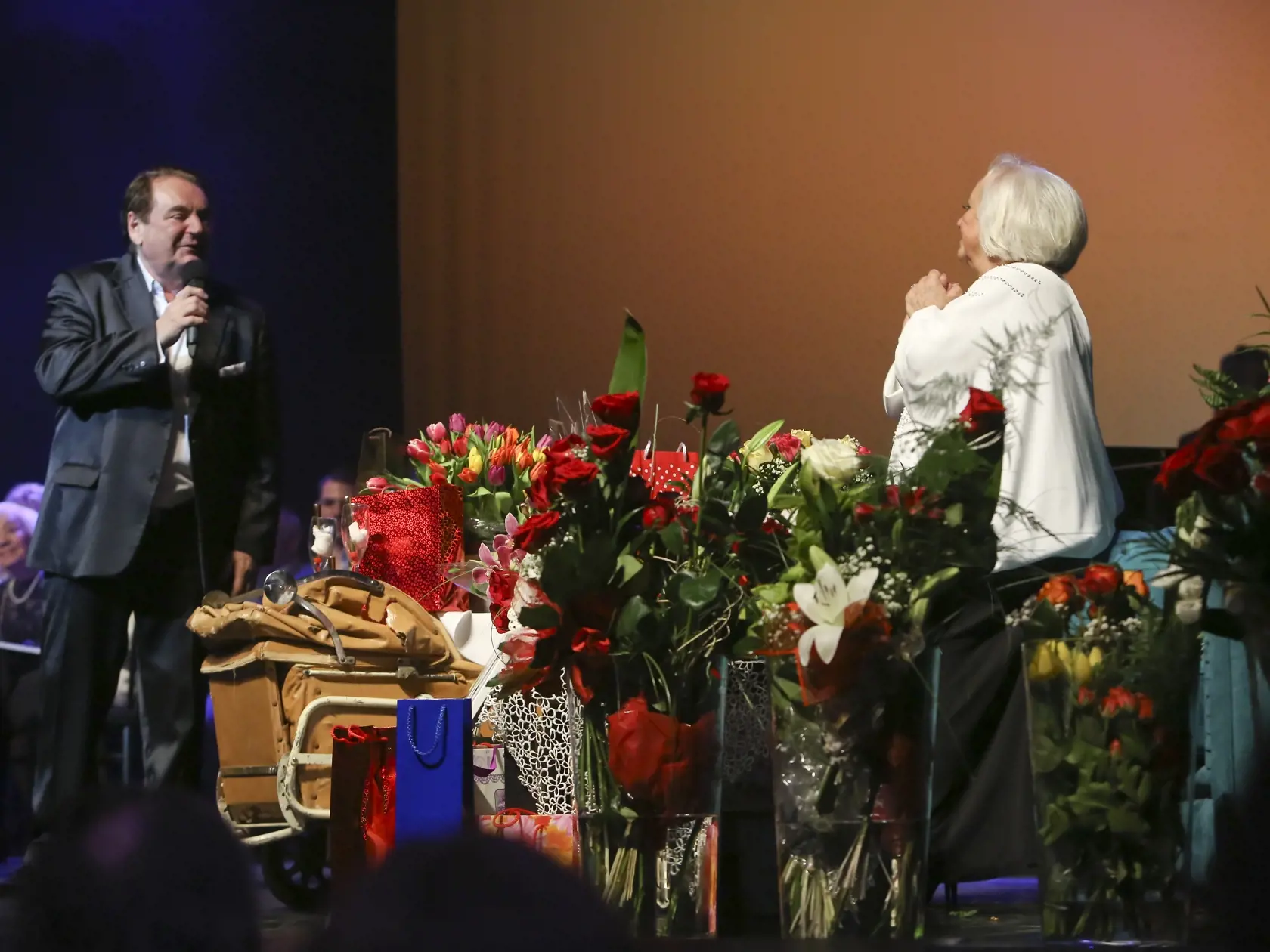 Program k 80. narodeninám Maji Velšicovej na Novej scéne v Bratislave si užil aj Peter Stašák. (archívne foto)