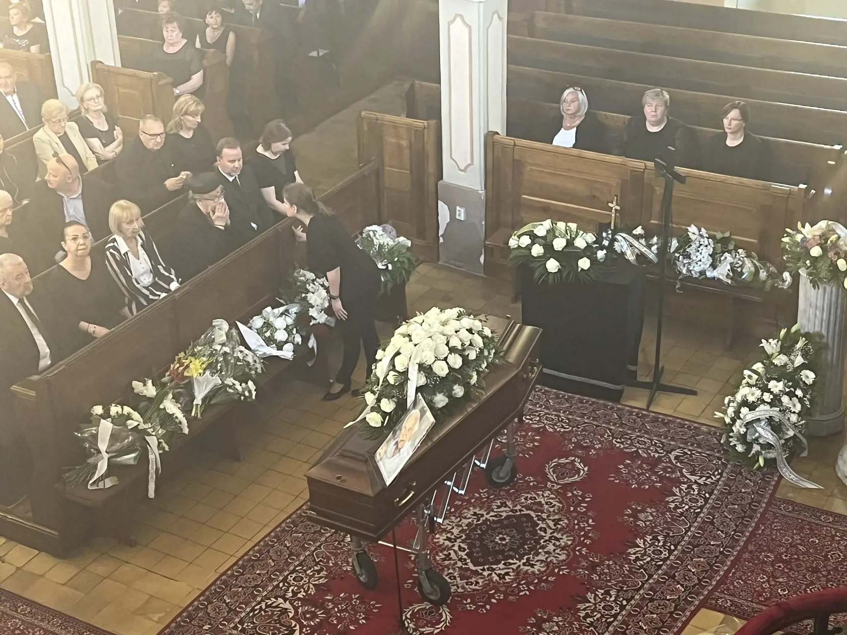 Pohreb prebehol skutočne vo veľkom štýle.