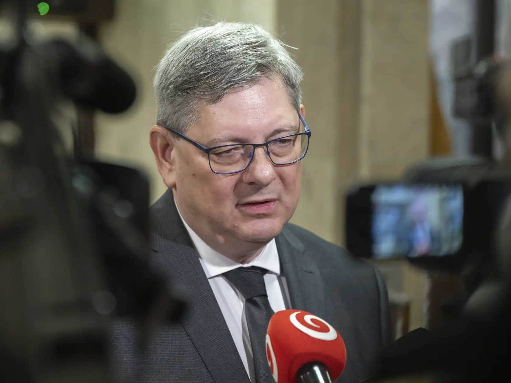 Na snímke minister spravodlivosti SR Boris Susko (Smer-SD) prichádza na 69. schôdzu vlády SR v stredu 22. januára 2025 v Bratislave. FOTO TASR - Martin Baumann