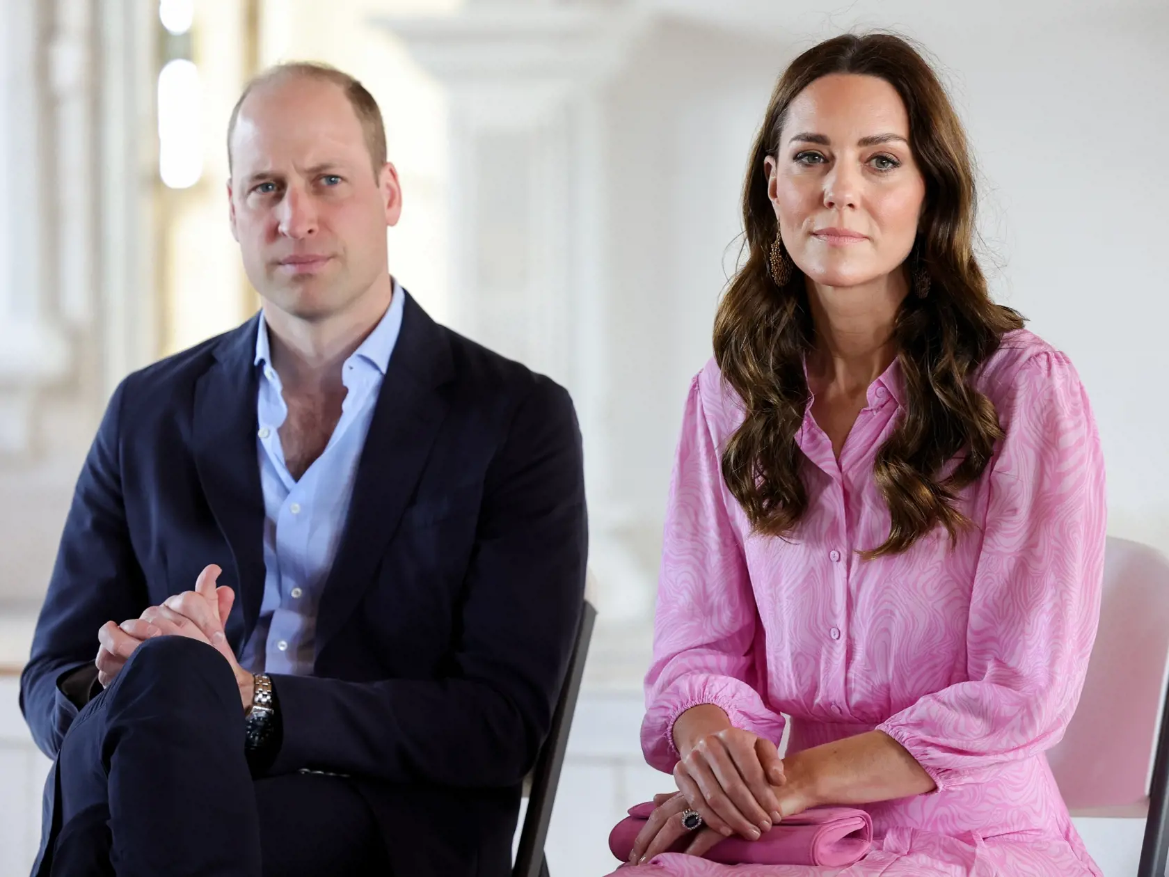 Samotný bývalý zástupca Combsa, Rob Shuter, povedal: "Diddy bol posadnutý princom Harrym a princom Williamom." Hudobný producent sa pokúsil „viac ako 10-krát“ presvedčiť princov, aby sa zúčastnili odviazanej zábavy. Hoci sa princovia Harry a William mali počas roku 2000 zúčastniť množstva „divokých večierkov“, žiaden by sa pravdepodobne nevyrovnal noci organizovanej hudobníkom.