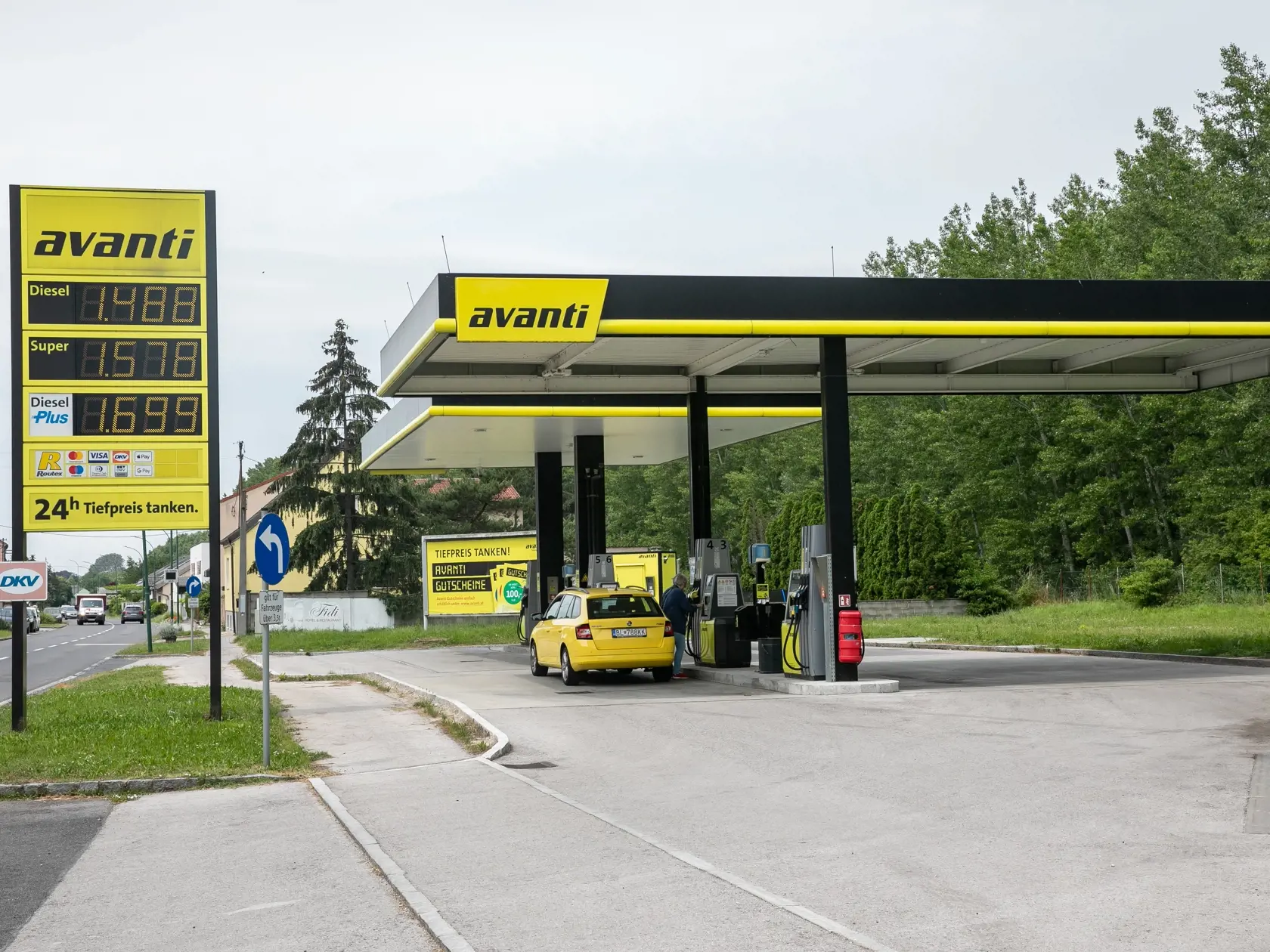 Na snímke je čerpacia stanica Avanti v susednom Rakúsku.