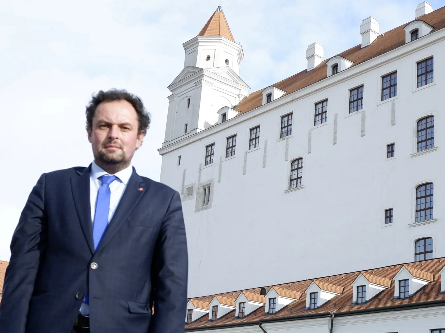 Patrick Linhart sa postavil proti predĺženiu núdzového stavu. Podporí ho aj ďalší poslanec Sme rodina Martin Borguľa?