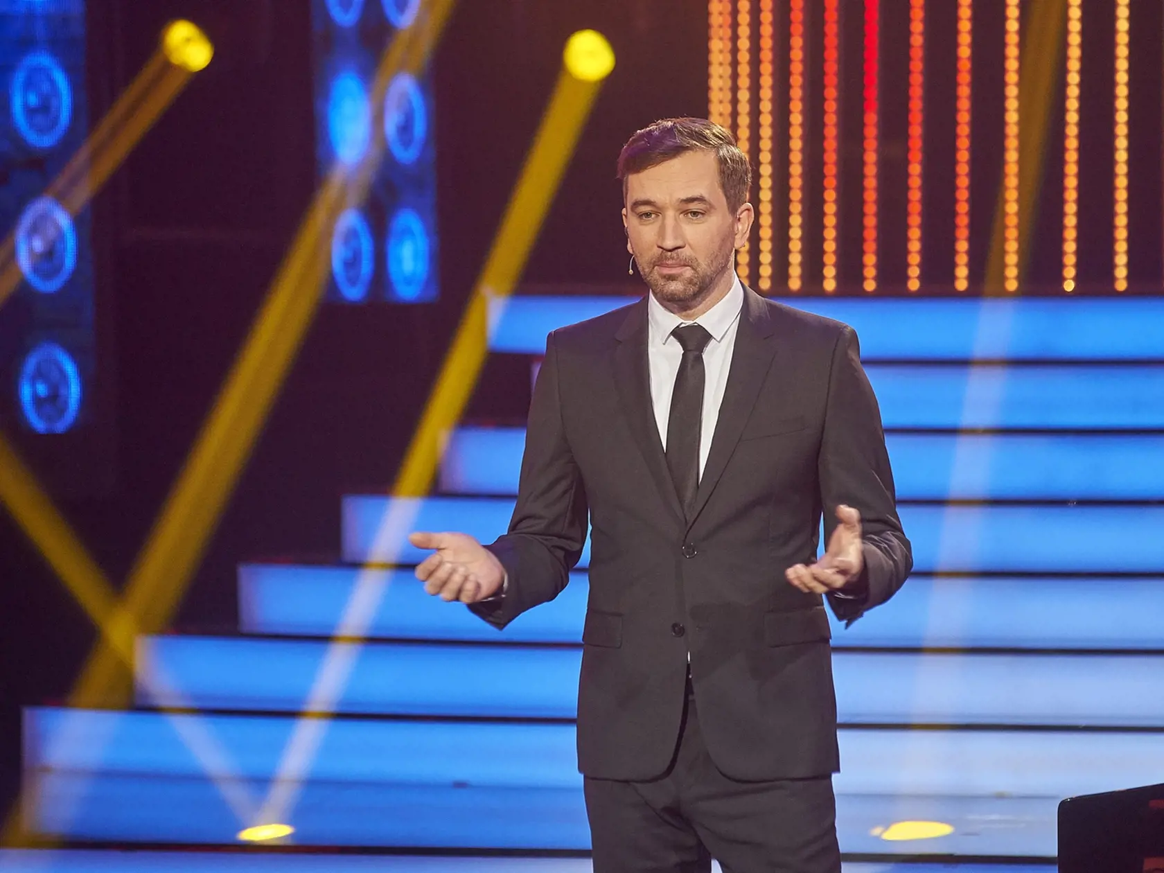 Je moderátorom českej verzie Tvoja tvár znie povedome