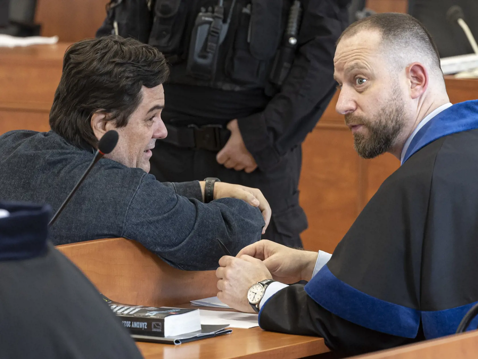 Rozsudok Špecializovaného trestného súdu v Pezinku vo veci objednávky vraždy investigatívneho novinára Jána Kuciaka a jeho snúbenice Martiny Kušnírovej, ako aj objednávky vraždy prokurátorov Lipšica, Šufliarskeho a Žilinku. Na snímke je obžalovaný Marián Kočner so svojim obhájcom Markom Parom.
