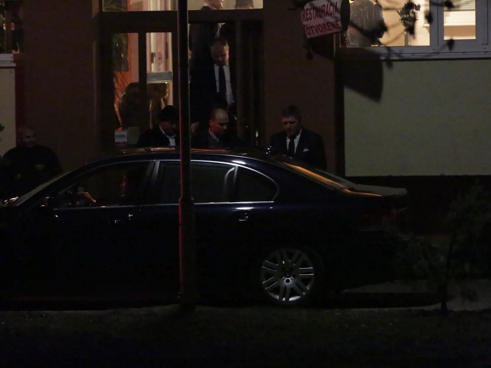 Robert Fico a Jana Halászová na akcii firmy Bonul.