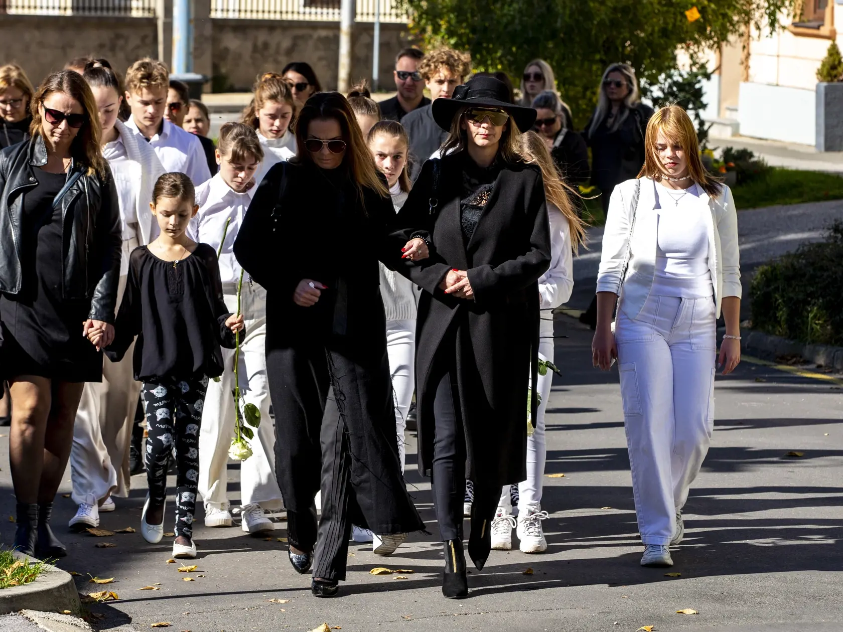 V Poprade sa konala posledná rozlúčka s Broňou Božoňovou, ktorá prišla o svoj život pri tragickej nehode na Zochovej ulici v Bratislave.