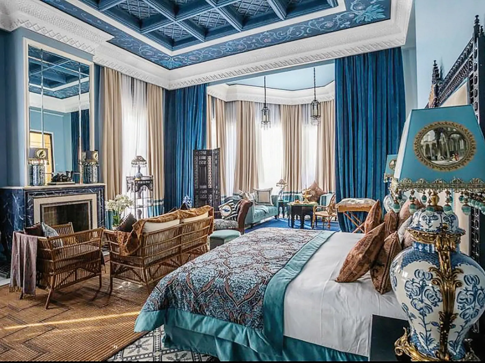 Luxusný hotel, nakrúcanie šou s kolegom Michelom Cymèsom, film či motoring. Toto všetko
dostalo stopku.