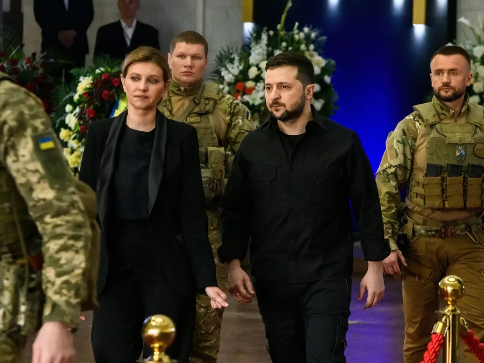 Olena Zelenská sa snaží dodávať svojim krajanom odvahu. Vie, že svojho manžela tak skoro neuvidí.