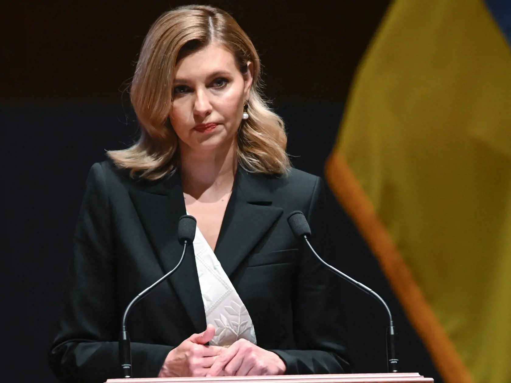 WA 25 Washington - Prvá dáma Ukrajiny Olena Zelenská vystupuje s prejavom pred členmi amerického Kongresu vo Washingtone v stredu 20. júla 2022. FOTO TASR/AP

Olena Zelenska, the first lady of Ukraine, addresses members of Congress on Capitol Hill in Washington, Wednesday, July 20, 2022. (Saul Loeb/Pool Photo via AP)