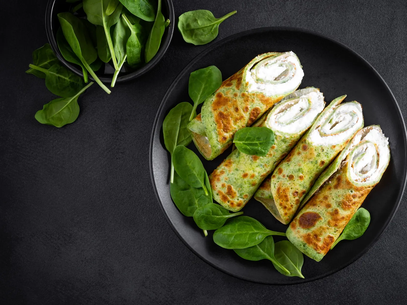 Špenátové palacinky so syrovou náplňou