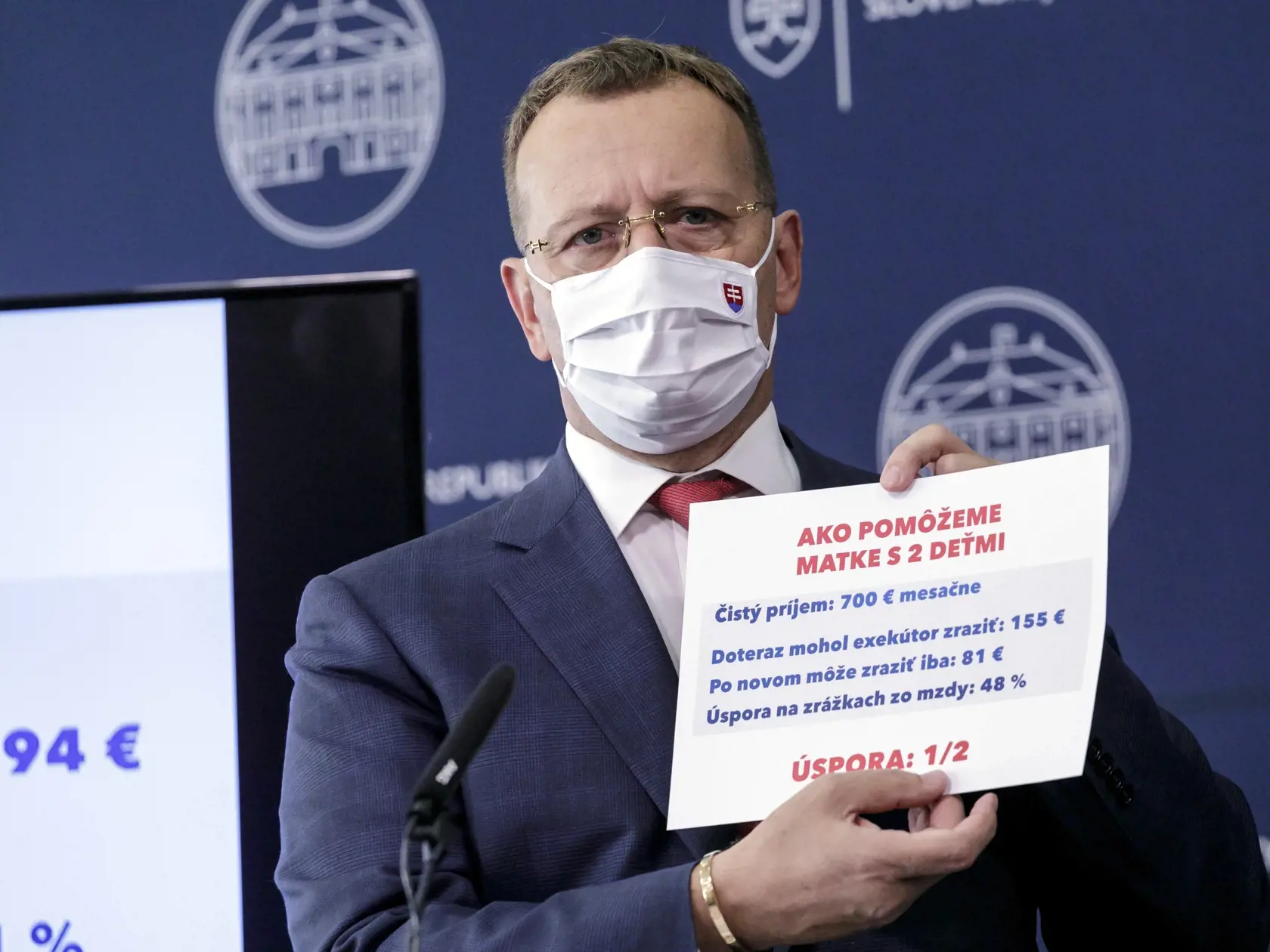 Na snímke predseda NRSR Boris Kollár počas tlačovej konferencie o opatreniach v oblasti pomoci ľuďom s exekúciami v Bratislave 20. októbra 2021. FOTO TASR – Dano Veselský