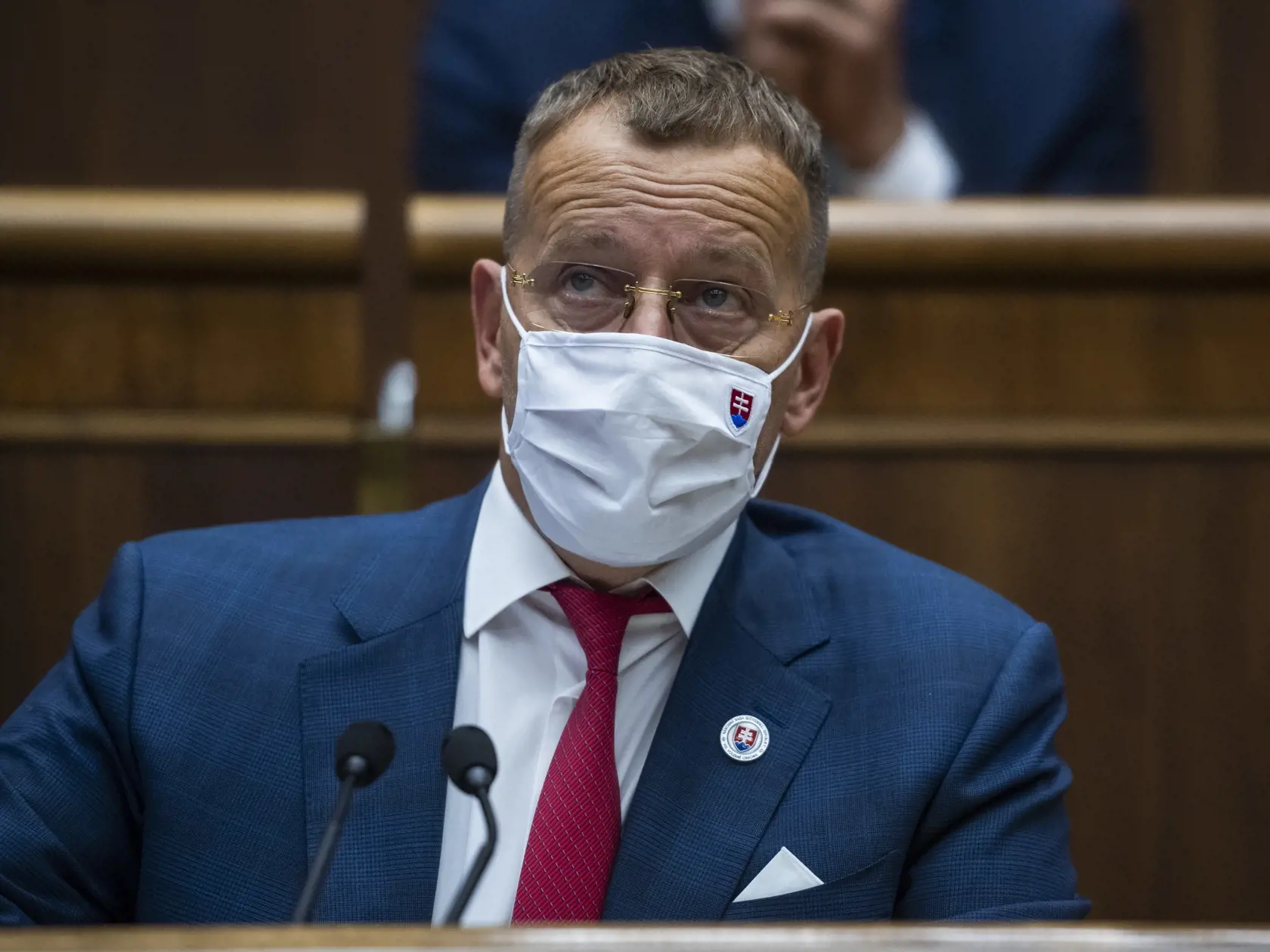 Na snímke predseda Národnej rady SR (NR SR) Boris Kollár (Sme rodina) pred mimoriadnou schôdzou parlamentu k poľnohospodárskemu a lesnému pôdnemu fondu na Slovensku v Bratislave 14. októbra 2021. FOTO TASR - Jaroslav Novák