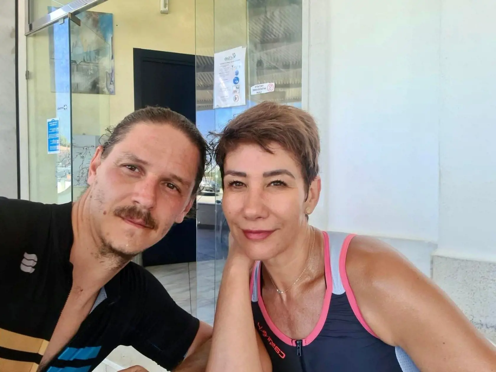 Politička je na sociálnej sieti veľmi aktívna. Bez problémov uverejňuje fotografie manžela a malého syna Jakuba.