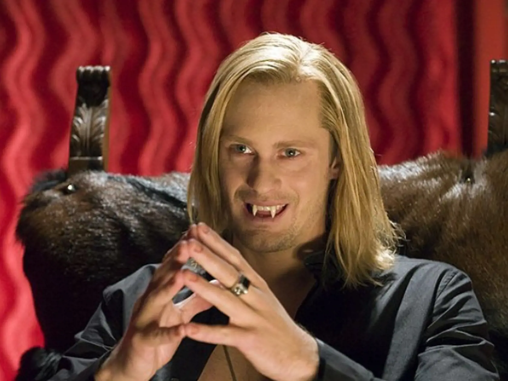 Alexander Skarsgård ako upír Eric Northman v seriáli Pravá krv.