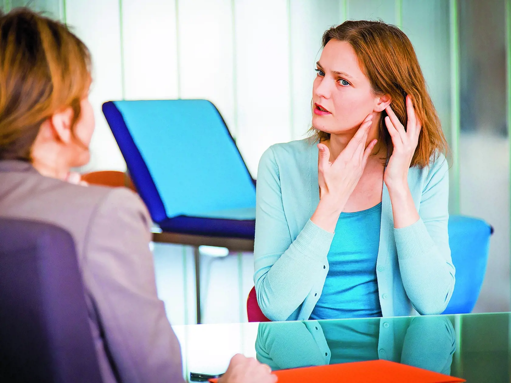 Model Released - Doctor discussing with a female patient. Woman, Image: 237001275, License: Rights-managed, Restrictions: , Model Release: yes, Credit line: Profimedia, TEMP Shutterstock