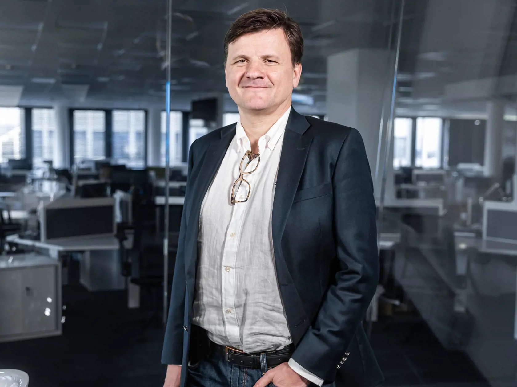 Diskusná relácia "Karty na stôl", ktorej hosťom bol Alojz Hlina.