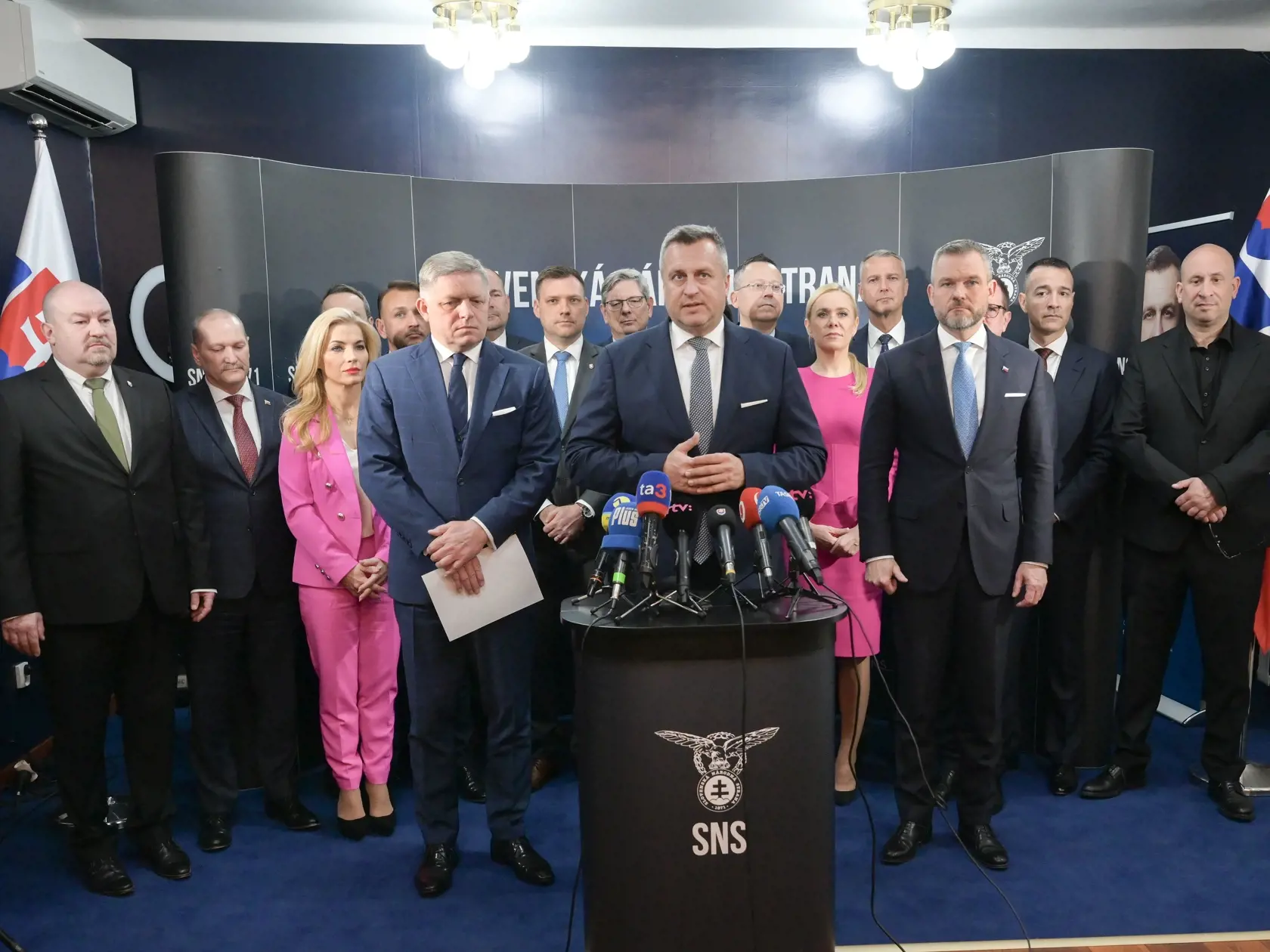 Danko žiada post predsedu parlamentu preto, že v druhom kole prezidentských volieb podporil Petra Pellegriniho.