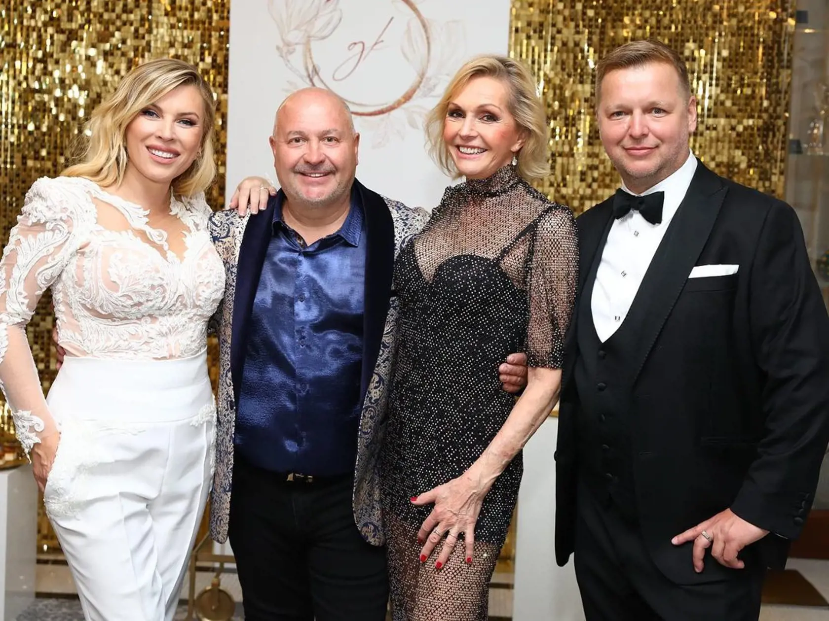 Na svadobnej hostine zaspievali aj legendárna Helena Vondráčková s Michalom Davidom.