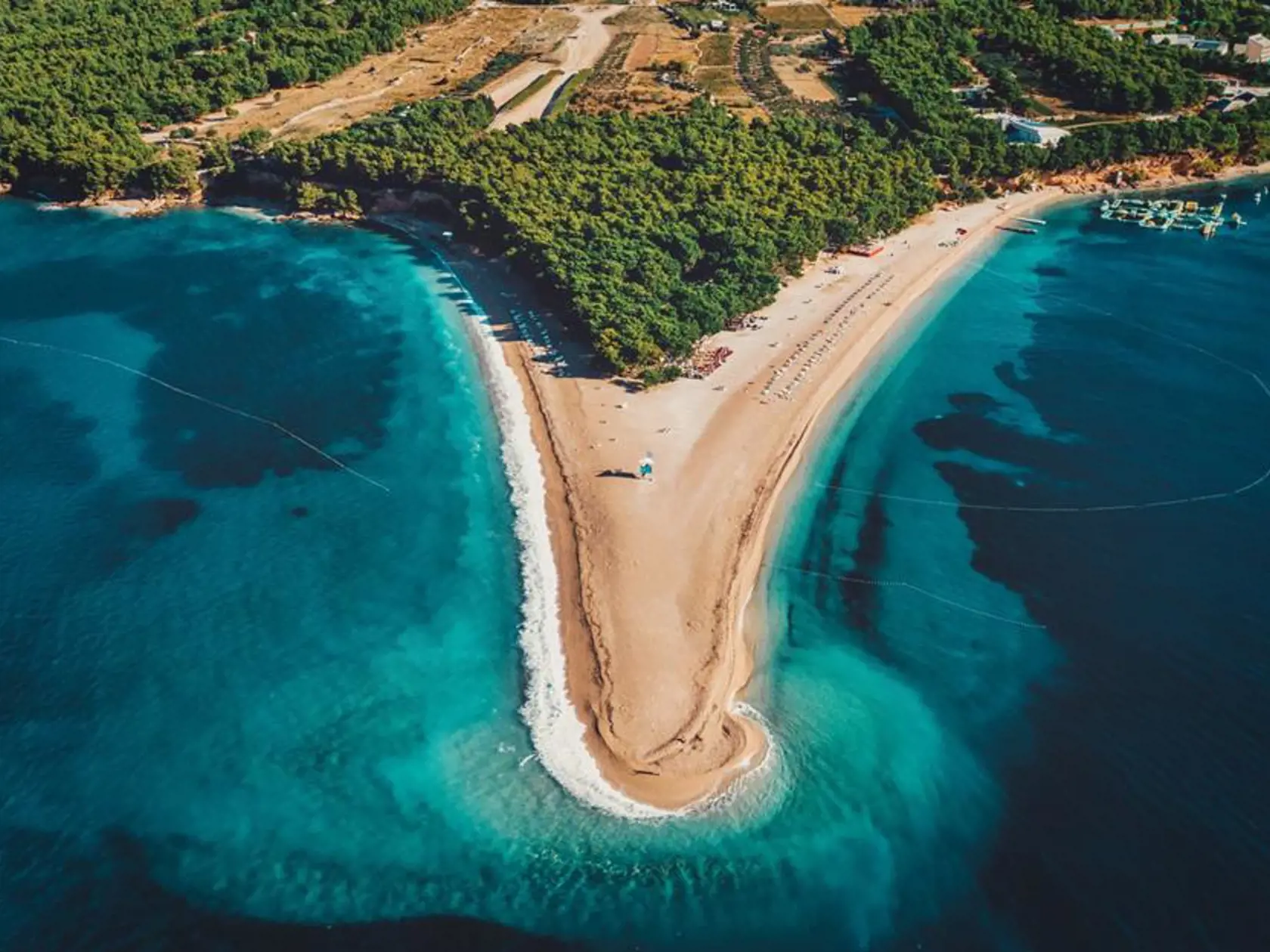 Zlatni Rat,ostrov Brač.