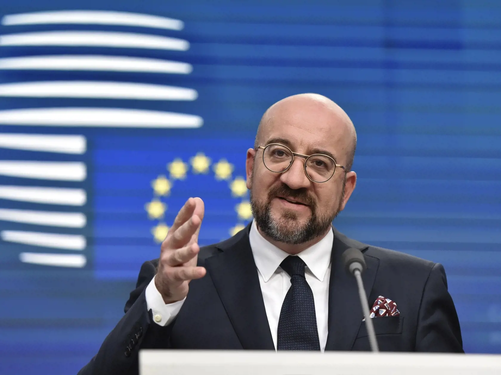 Na snímke predseda Európskej rady Charles Michel hovorí počas tlačovej konferencie na záver mimoriadneho summitu EÚ v Bruseli vo štvrtok 18. apríla 2024.