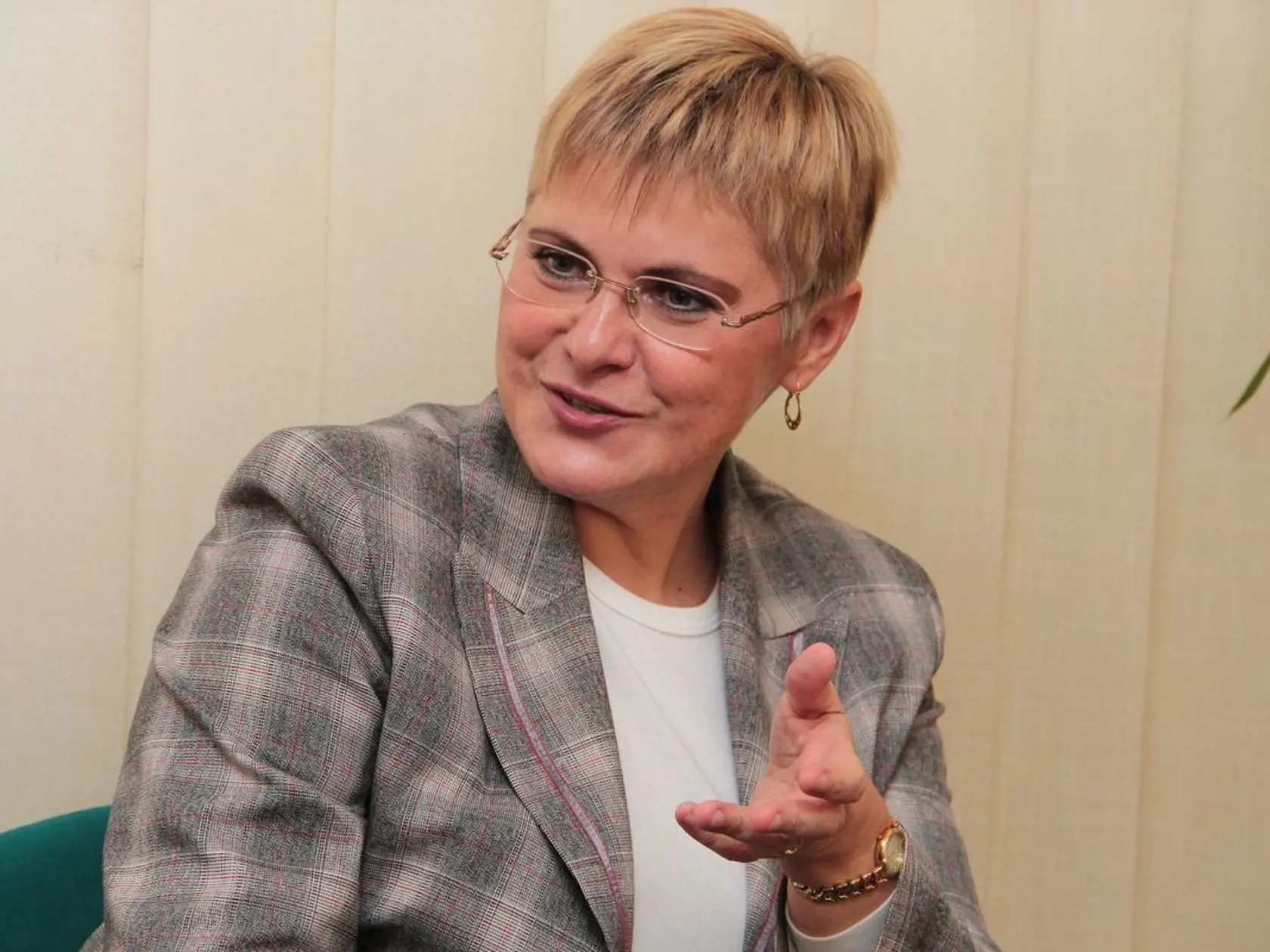Doktorka Monika Palušková upozornila na novinku od januára. Štát opäť zavádza papierové recepty a ľudí čakajú hodiny v čakárni.