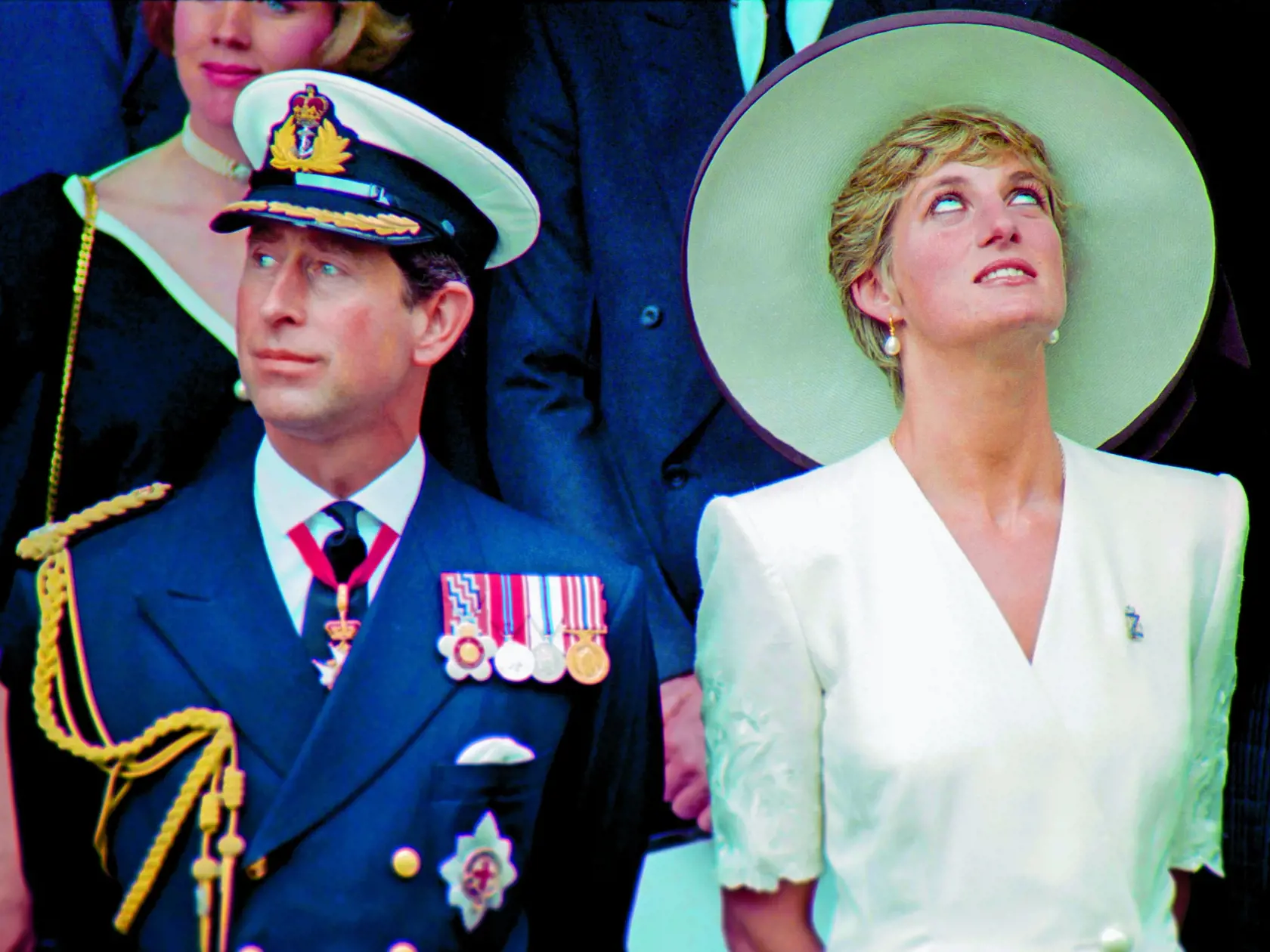 NEŠŤASTNÁ Diana si v manželstve všeličo užila, princ Charles nikdy neprestal milovať svoju životnú lásku Camillu.