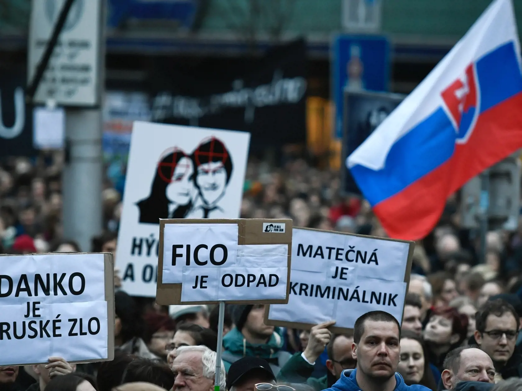 Na snímke verejné zhromaždenie za slušné Slovensko