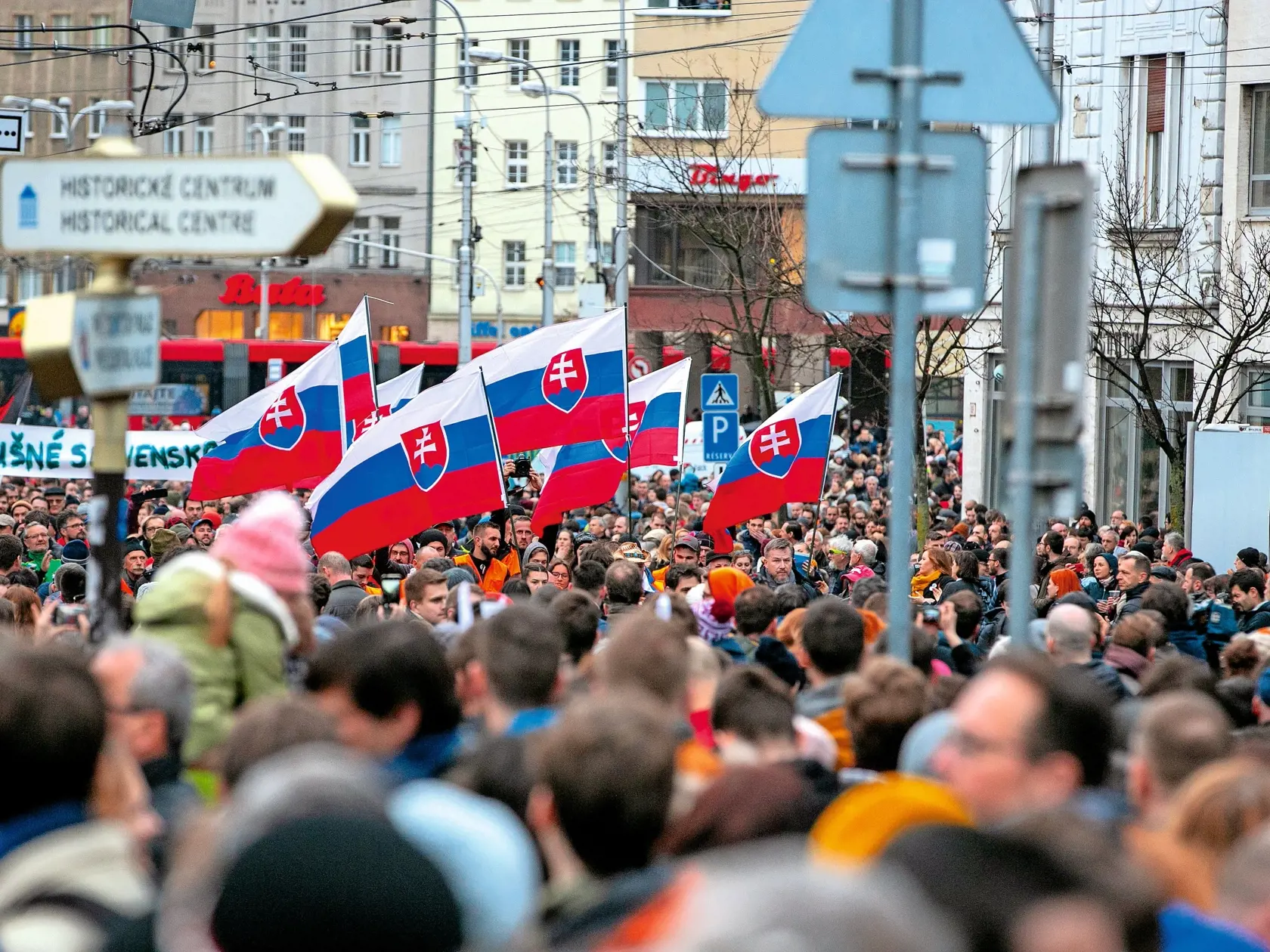 Na snímke verejné zhromaždenie za slušné Slovensko