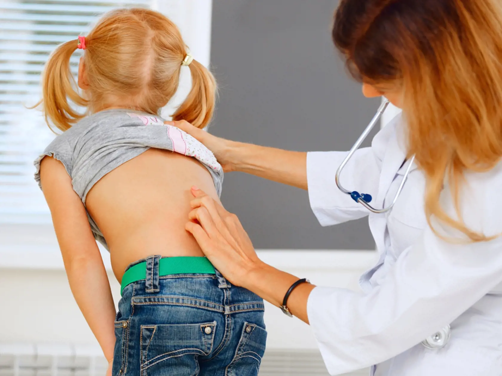 Pediatri z okresu Malacky stopnú vydávanie potvrdení do školy či na krúžky