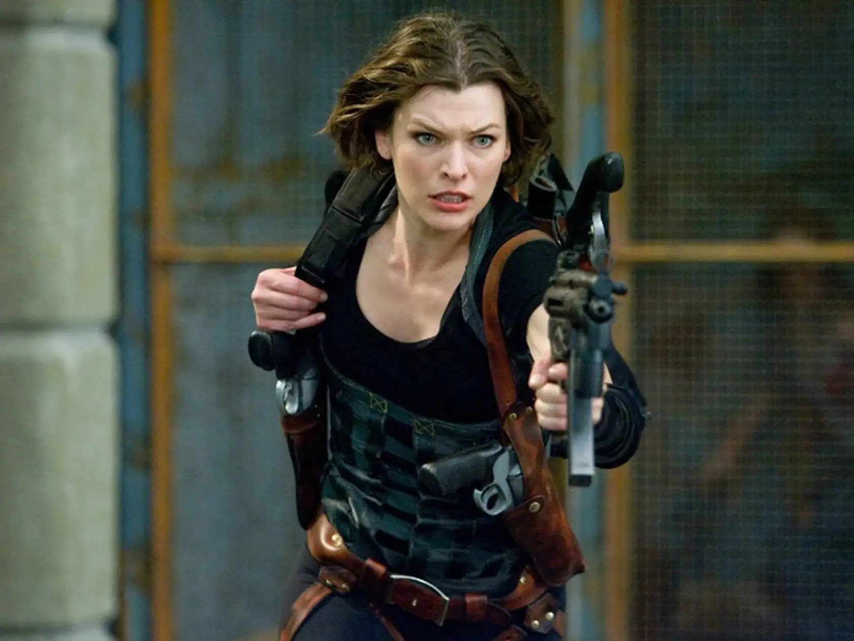 OVEĽA VIAC
jej to však
sekne ako
nebezpečnej
Alice zo
série snímok
Resident
Evil.