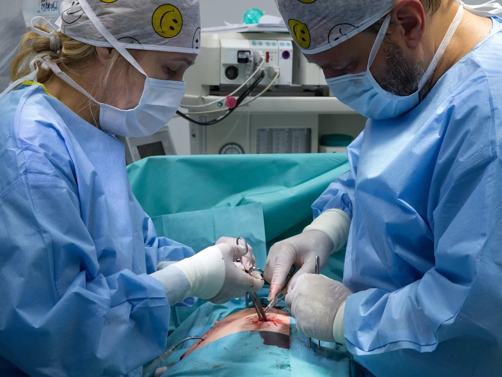 Laparoskopická operácia odstránenia žlčníka na klinike jednodňovej chirurgie REVIVE v Bratislave.