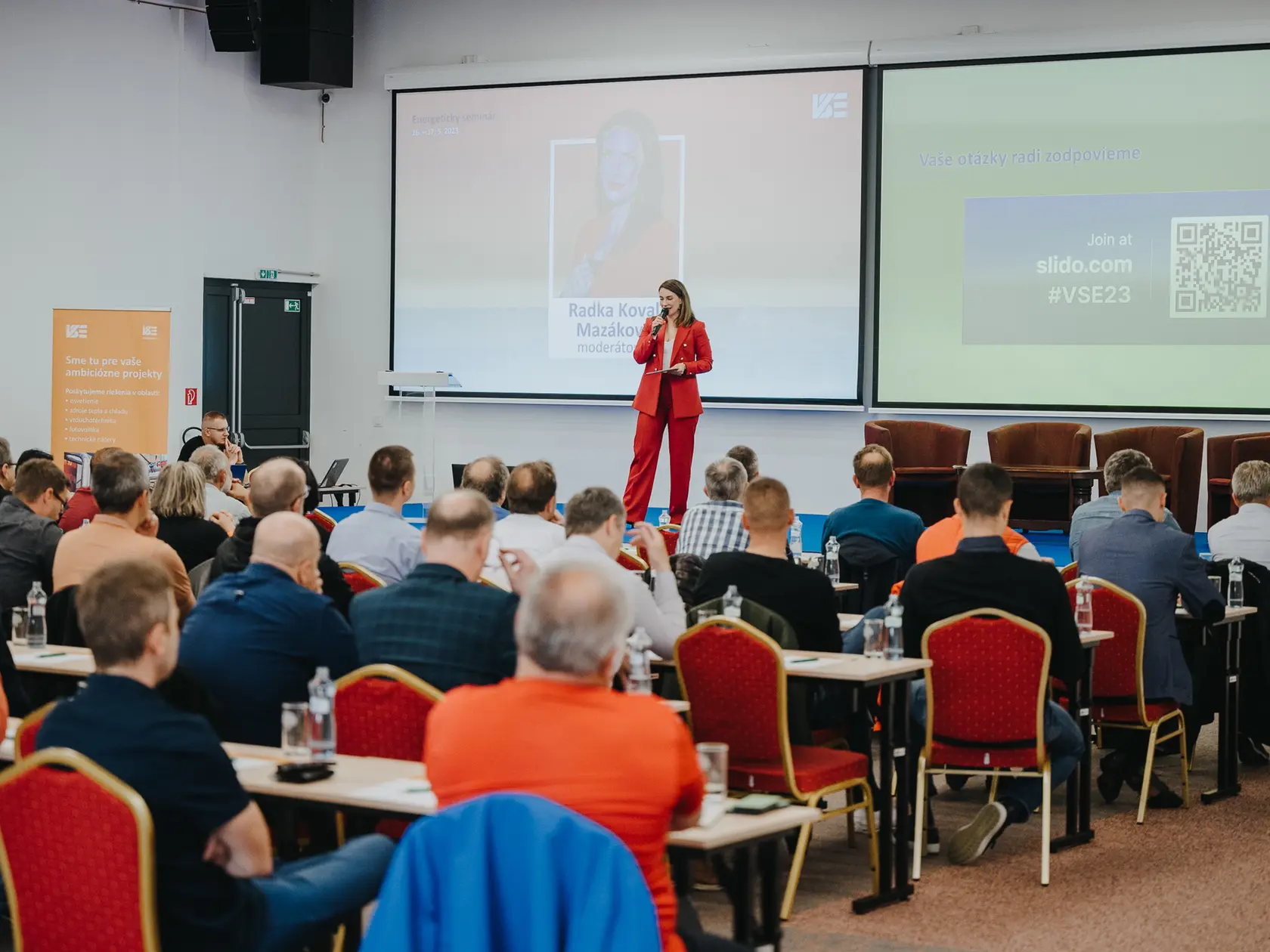Radka Kovaľ Mazáková: Ako sa z televíznej moderátorky stala kráľovná motokrosového komentovania!
