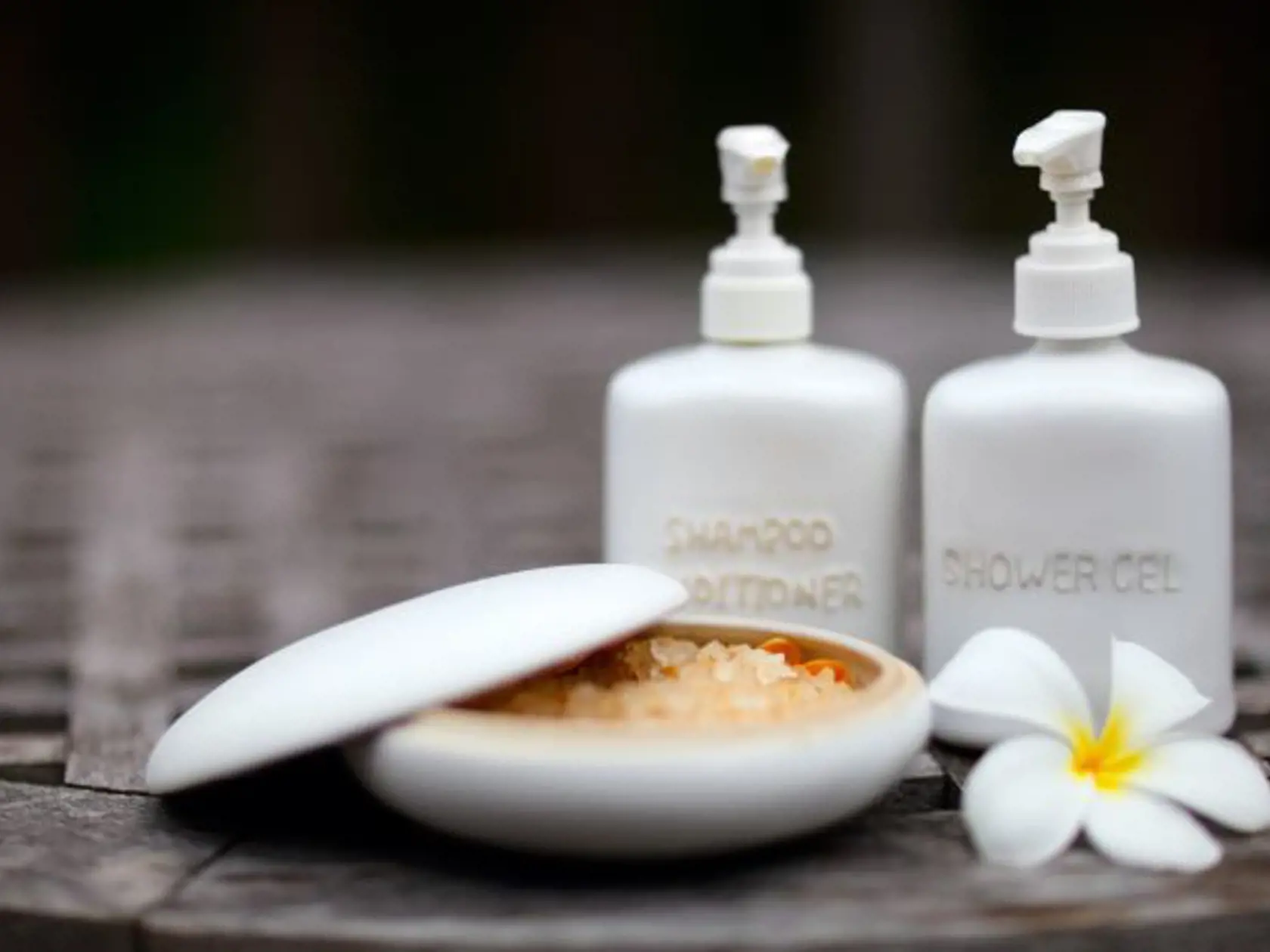 Bath amenities
