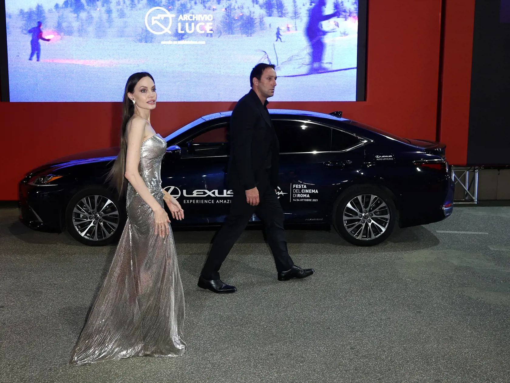 Herečka Angelina Jolie na premiére filmu Eternals v Ríme.