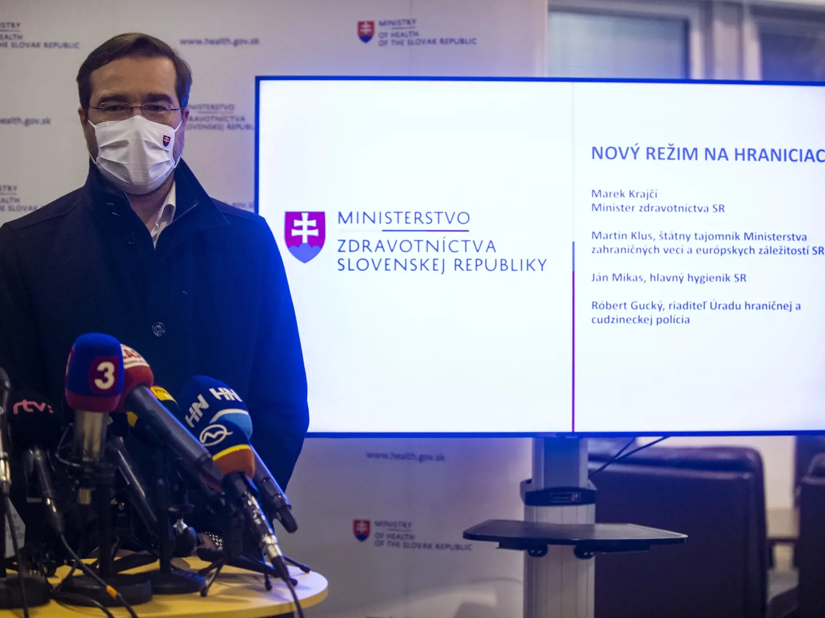 Na snímke je minister zdravotníctva SR Marek Krajčí (OĽaNO) počas tlačovej konferencie.