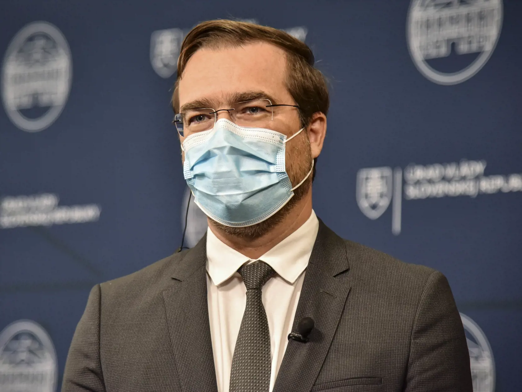 Na snímke je minister zdravotníctva SR Marek Krajčí počas brífingu.