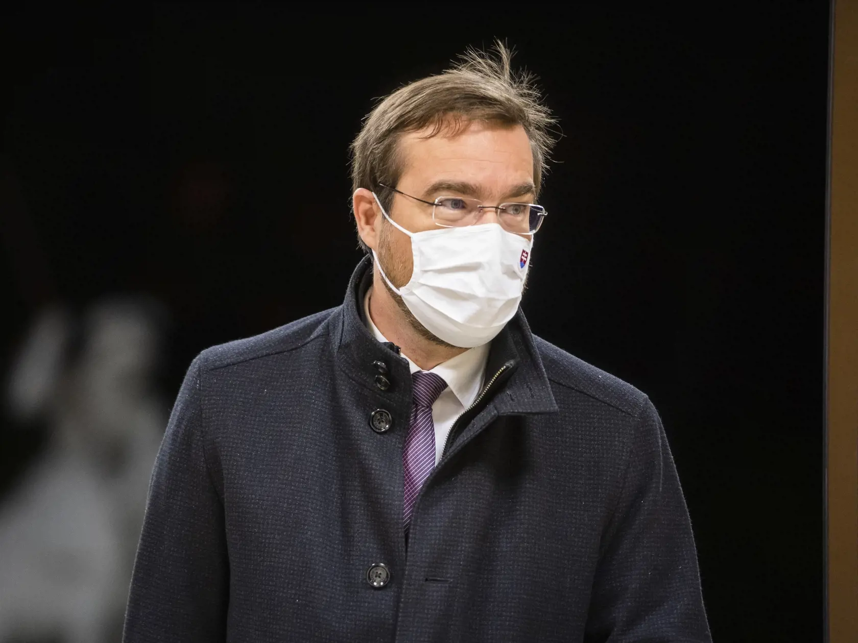 Na snímke minister zdravotníctva SR Marek Krajčí (OĽaNO) prichádza na rokovanie.