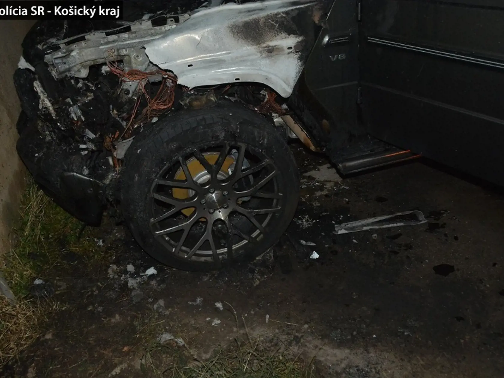 Erikovi Černákovi podpálili pred dvoma rokmi auto. Hovorilo sa o pomste otcovi, ktorý nesplácal dlhy.