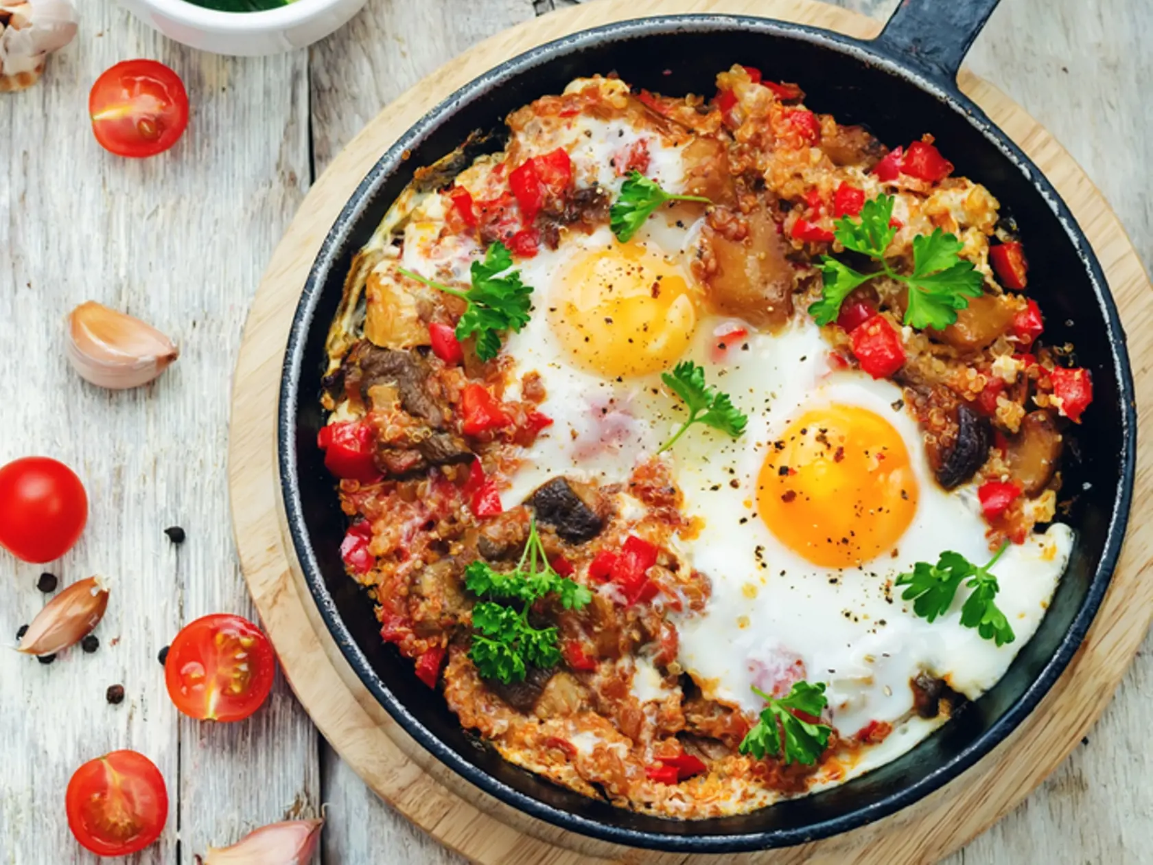 Fried,Eggs,With,Peppers,,Tomatoes,,Quinoa,And,Mushrooms.,The,Toning.