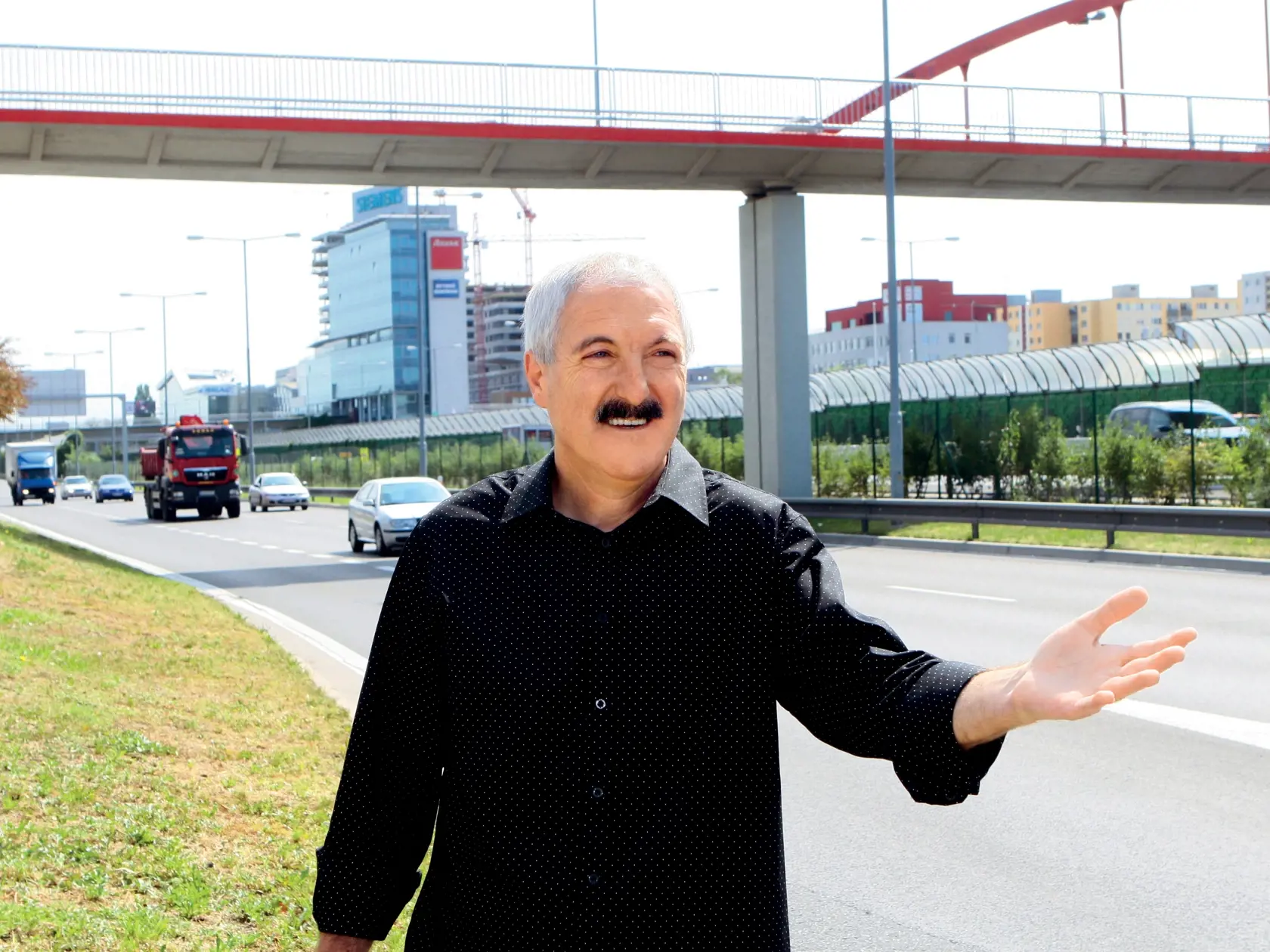 Ján Bazovský, dopravný analytik, bývalý policajt
Foto: Ladislav Prikler
Uverejnené: Šarm č. 34/08
pôvodný súbor:2-LADISLAV PRIKLER.eps