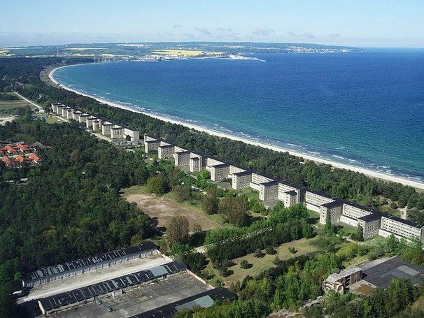 Komplex Prora má šancu stať sa letoviskom budúcnosti.