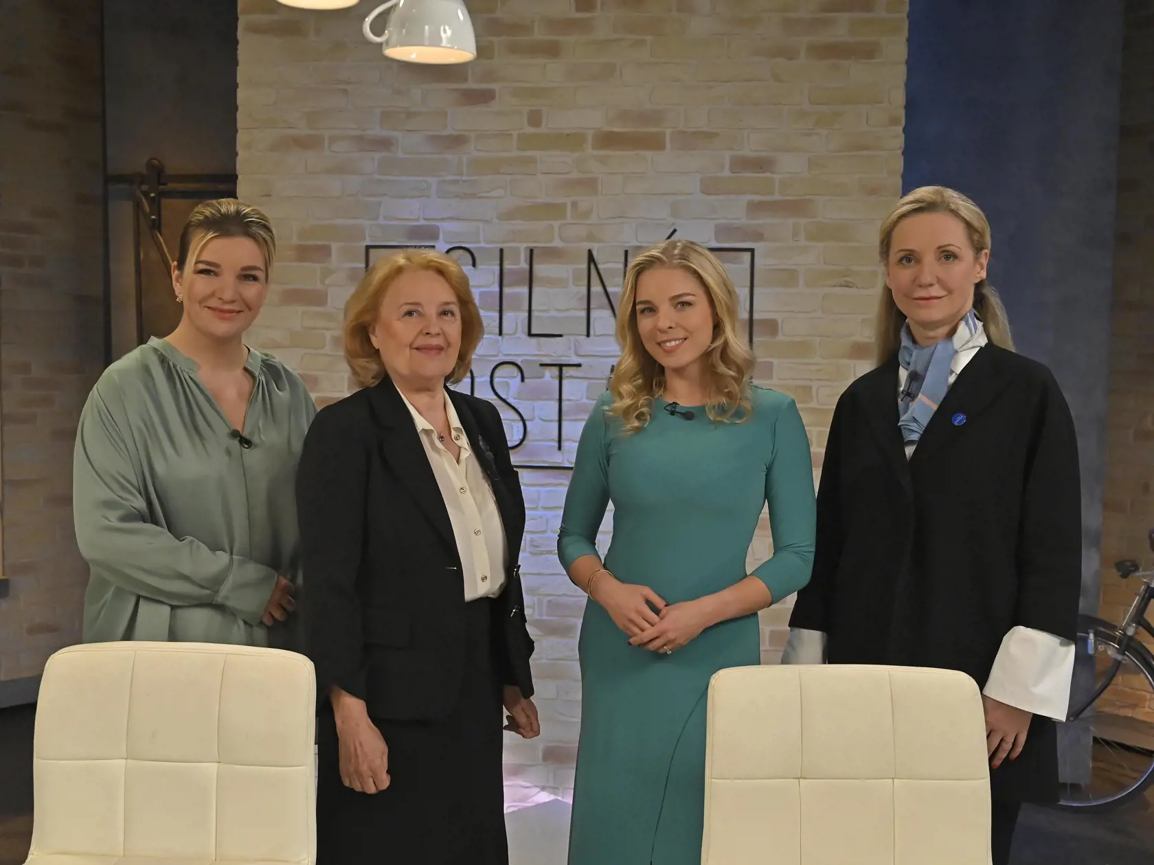 Komička Simona Salátová (vľavo) už nie je členkou relácie Silná zostava. Naposledy v nej figurovala 24. februára 2022.