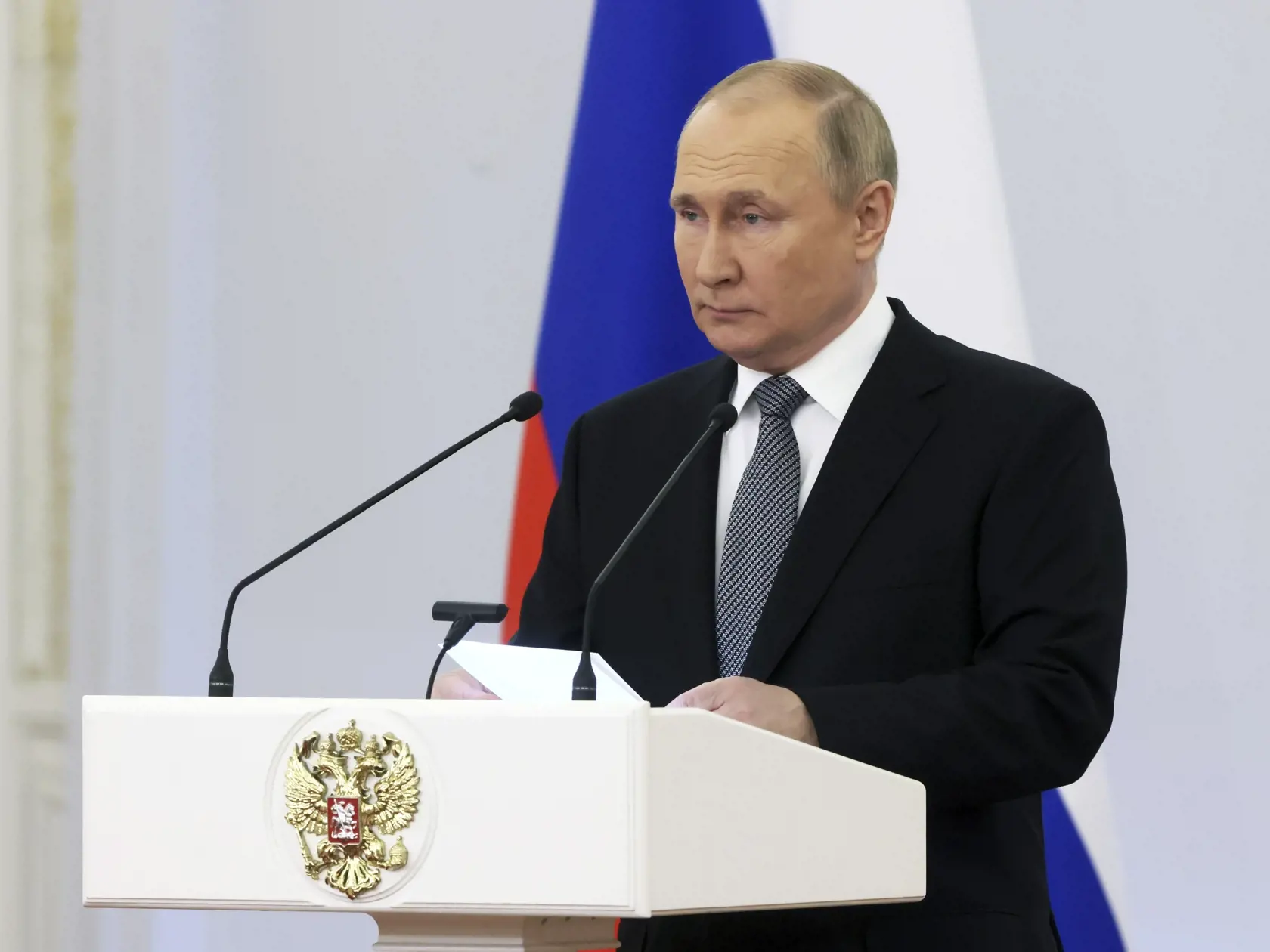 Ilustračná fotografia. Vladimír Putin.
Talianska finančná polícia skonfiškovala architektovi spájanému s prezidentom Vladimirom Putinom majetok vo výške 141 miliónov eur, a to pre údajné porušenie daňových pravidiel.