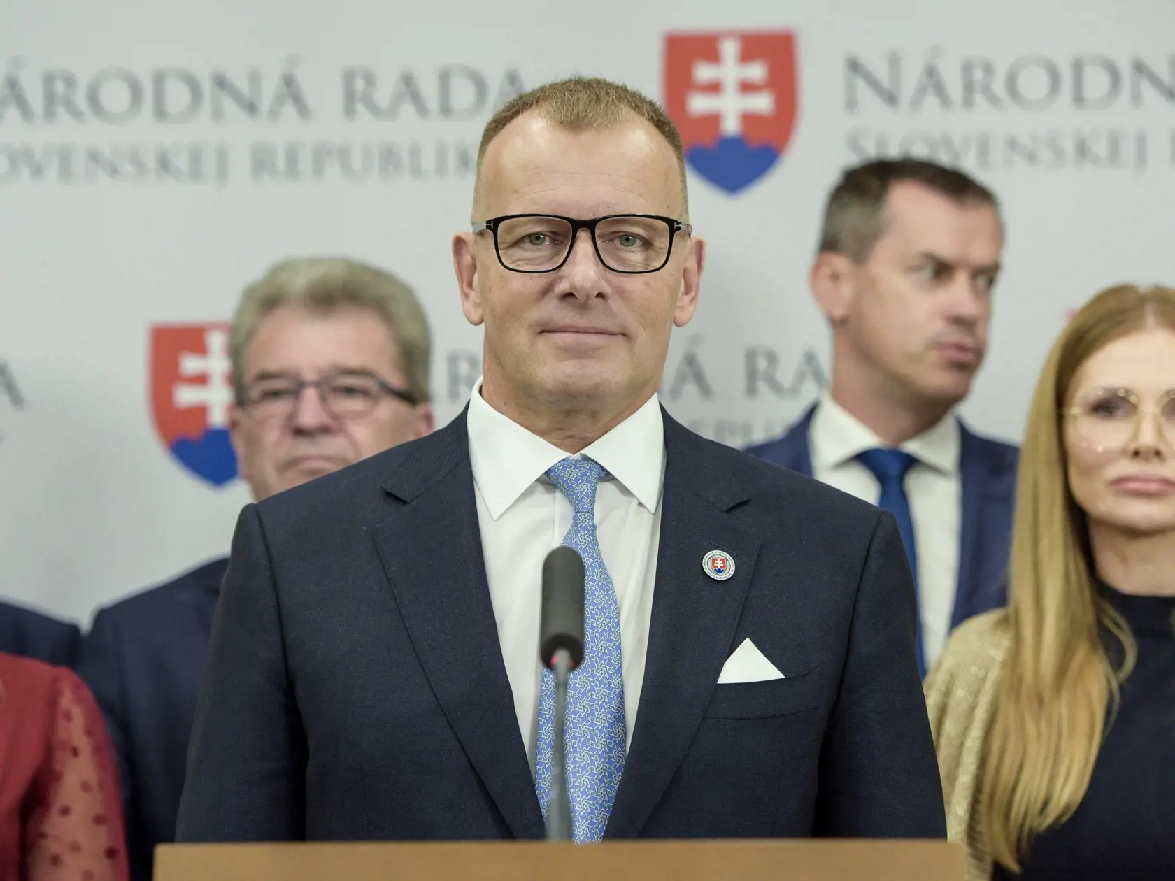 Najznámejšiemu slovenskému multioteckovi Borisovi Kollárovi priviedla na svet ďalšieho potomka blondínka Laura Vizváryová, ktorá podľa informácií Plus JEDEN DEŇ porodila minulý štvrtok – 6. júla.
