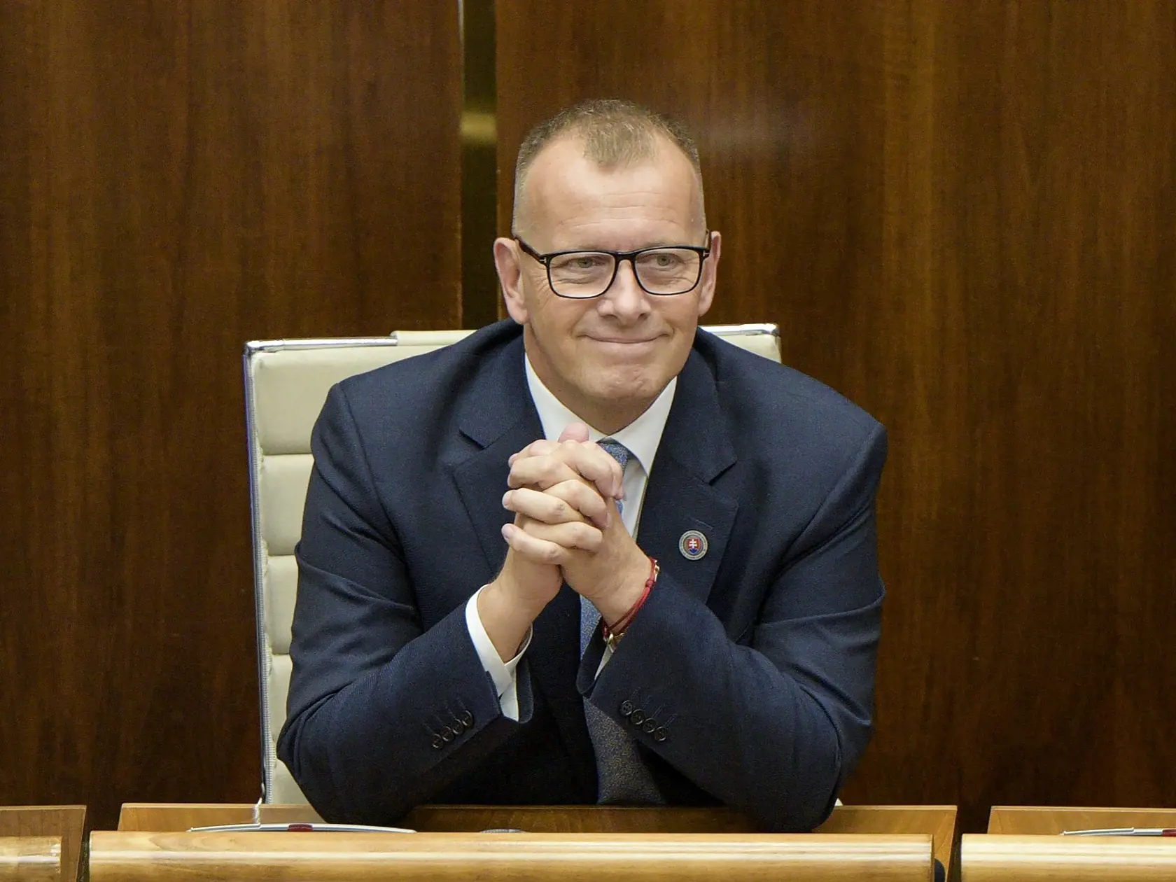Najznámejšiemu slovenskému multioteckovi Borisovi Kollárovi priviedla na svet ďalšieho potomka blondínka Laura Vizváryová, ktorá podľa informácií Plus JEDEN DEŇ porodila minulý štvrtok – 6. júla.