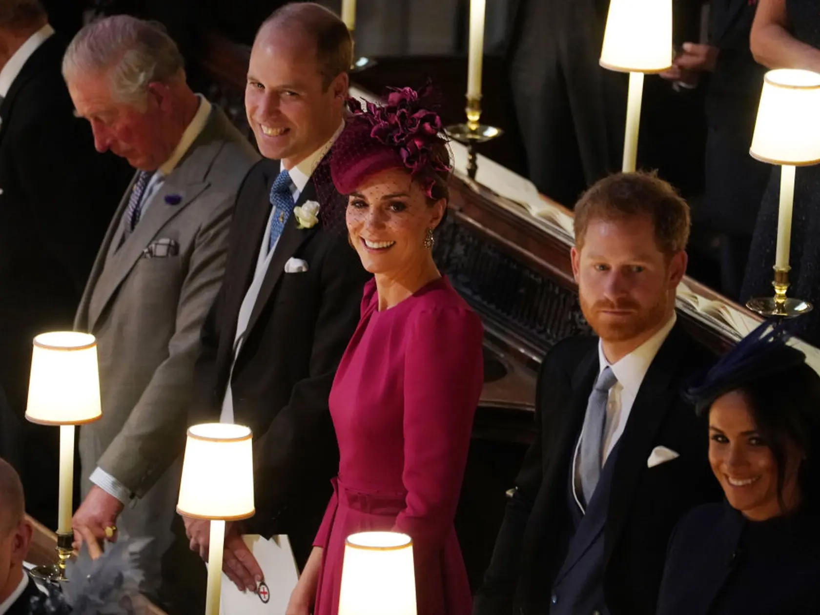 Objímanie Meghan narobilo zlú krv. Šírili sa fámy, že flirtuje s Williamom. Bol to pritom jej bežný pozdrav.