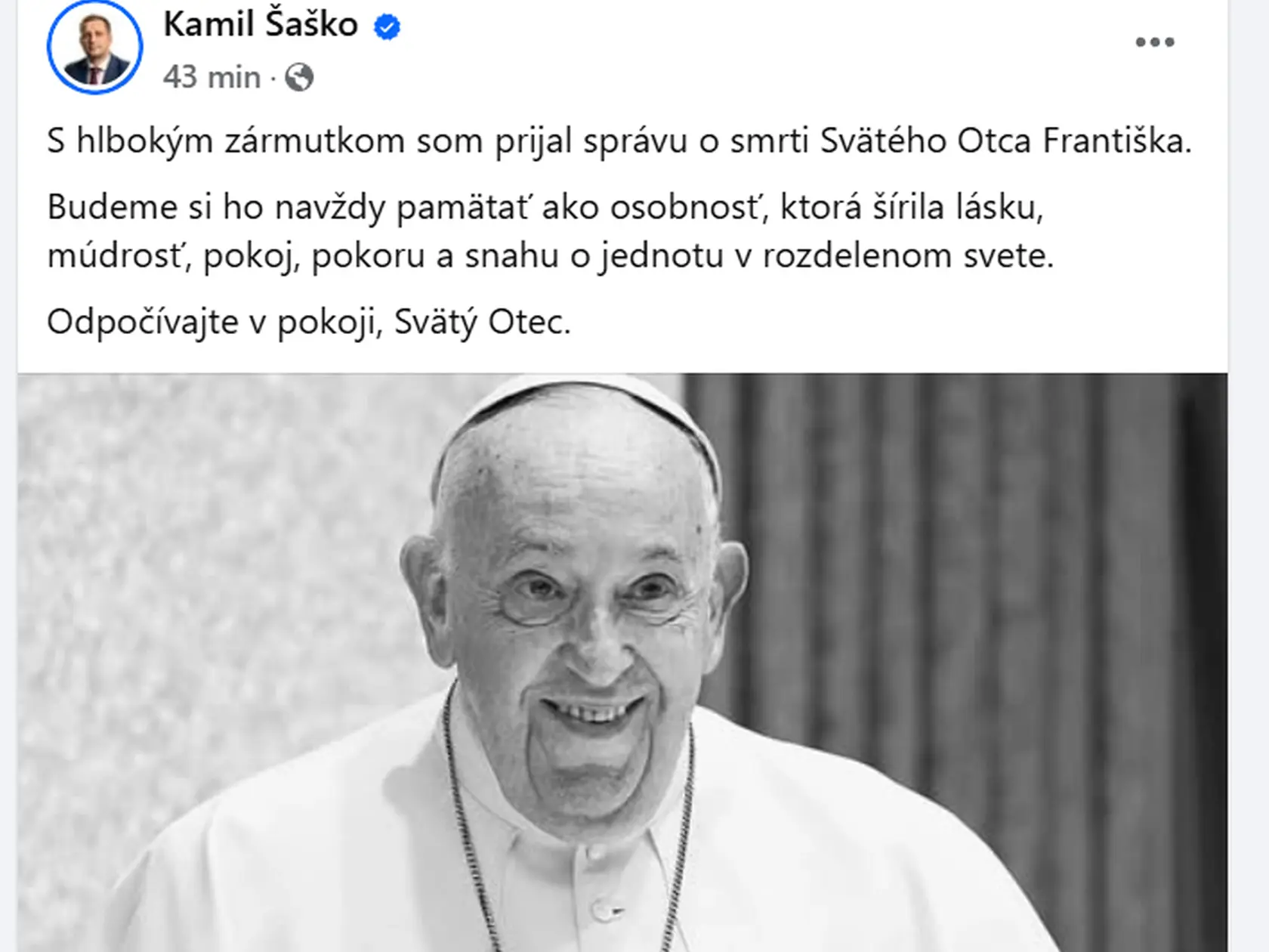 Politici reagujú na úmrtie pápeža Františka.