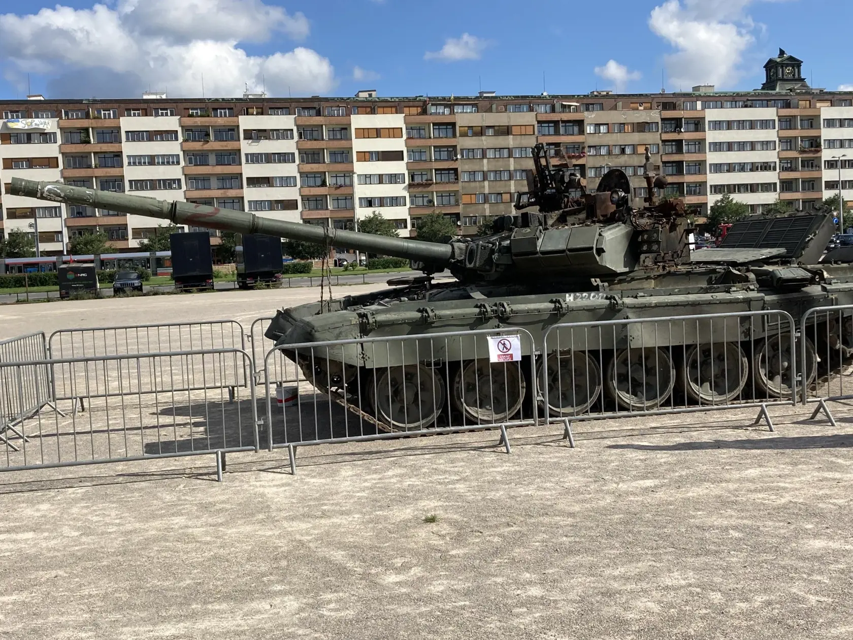 V Prahe vystavujú ukoristenú ruskú vojenskú techniku z Ukrajiny.