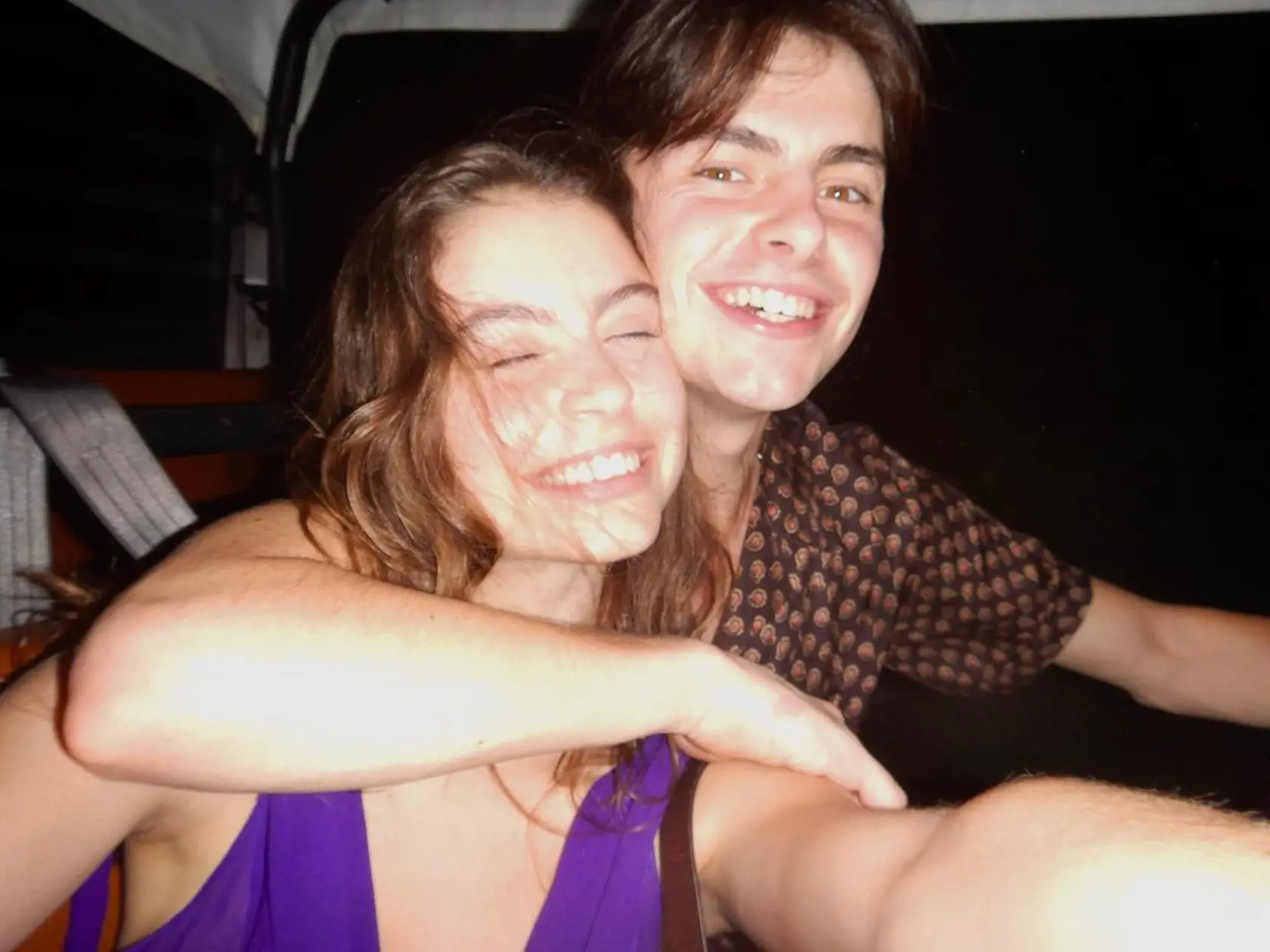 Carys s bratom Dylanom.